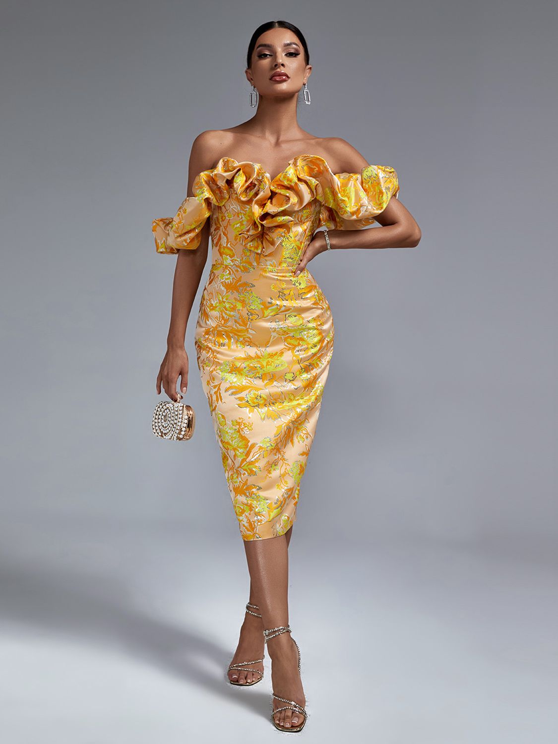Luxury Party Dress Women Elegant Bodycon Dress Gold Ruffle Midi Sexy Evening Birthday Club Outfit Summer Runway New Fashion