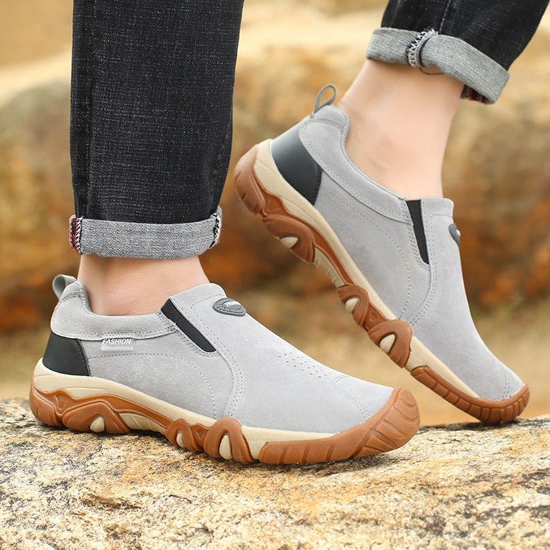 2021 High Quality Brand Men Shoes Leather Loafers Shoes Breathable Spring Autumn Casual Shoes Outdoor Non Slip Men Sneakers