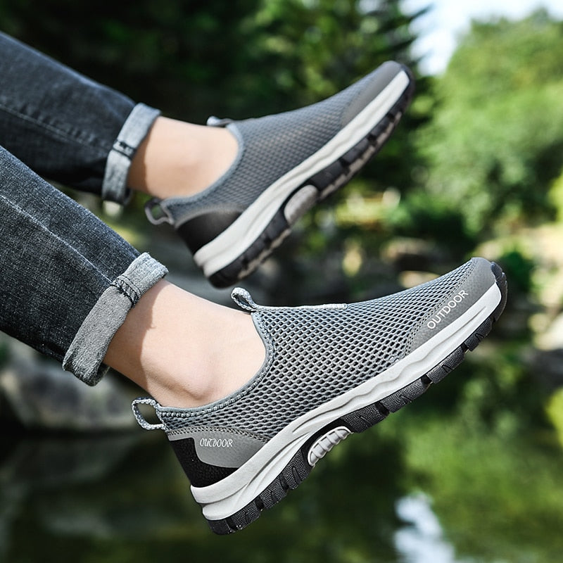 Men's Vulcanize Shoe Sneakers Summer Mesh Casual Shoes Breathable Rubber Non-slip Lightweight Shoes 2021 Men Loafers Footwear