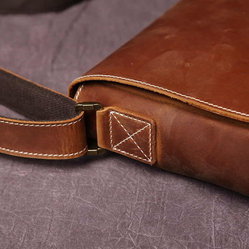 NZPJ Men's Retro Leather Shoulder Bag Crazy-Horse Leather Horizontal Crossbody Bag Top Layer Leather Casual Ipad Bad