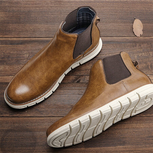 2022 Men's Spring and Autumn New Light Boots Comfortable Fashion Boots Leather Men