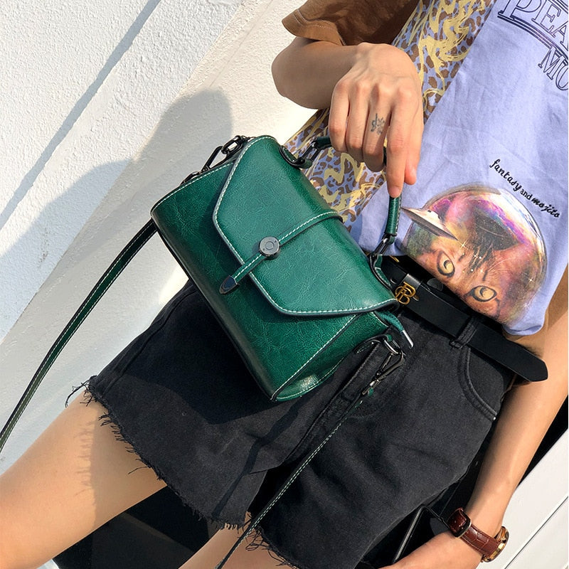 Small Leather Bag Women's 2022 Fashion Handbag Shoulder Bag Ladies Cowhide Purse Messenger Crossbody Bag Simple and Versatile
