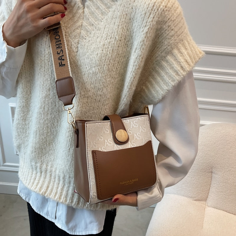 Casual Designer Women's Bag 2022 Trend Simple Bucket Crossbody Bags Wide Shoulder Handbags Elegant Wild Female Shoulder Bags Sac