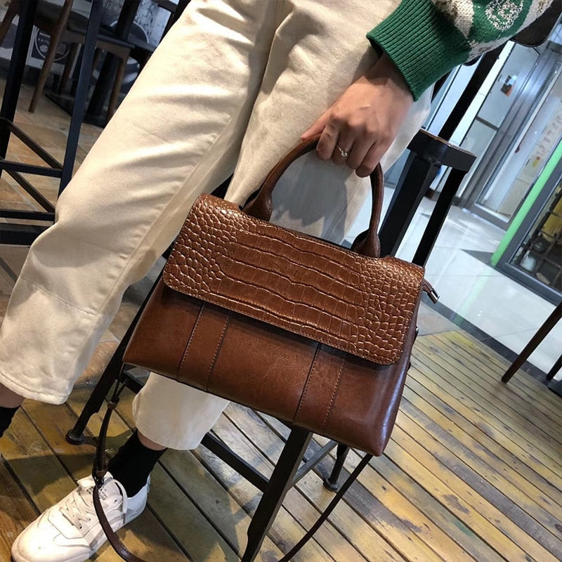 Oil Wax Cowhide Large-capacity Bags Women's 2022 New Fashion Business Casual Handbag Ladies Shoulder Leather Bag Popular Tote
