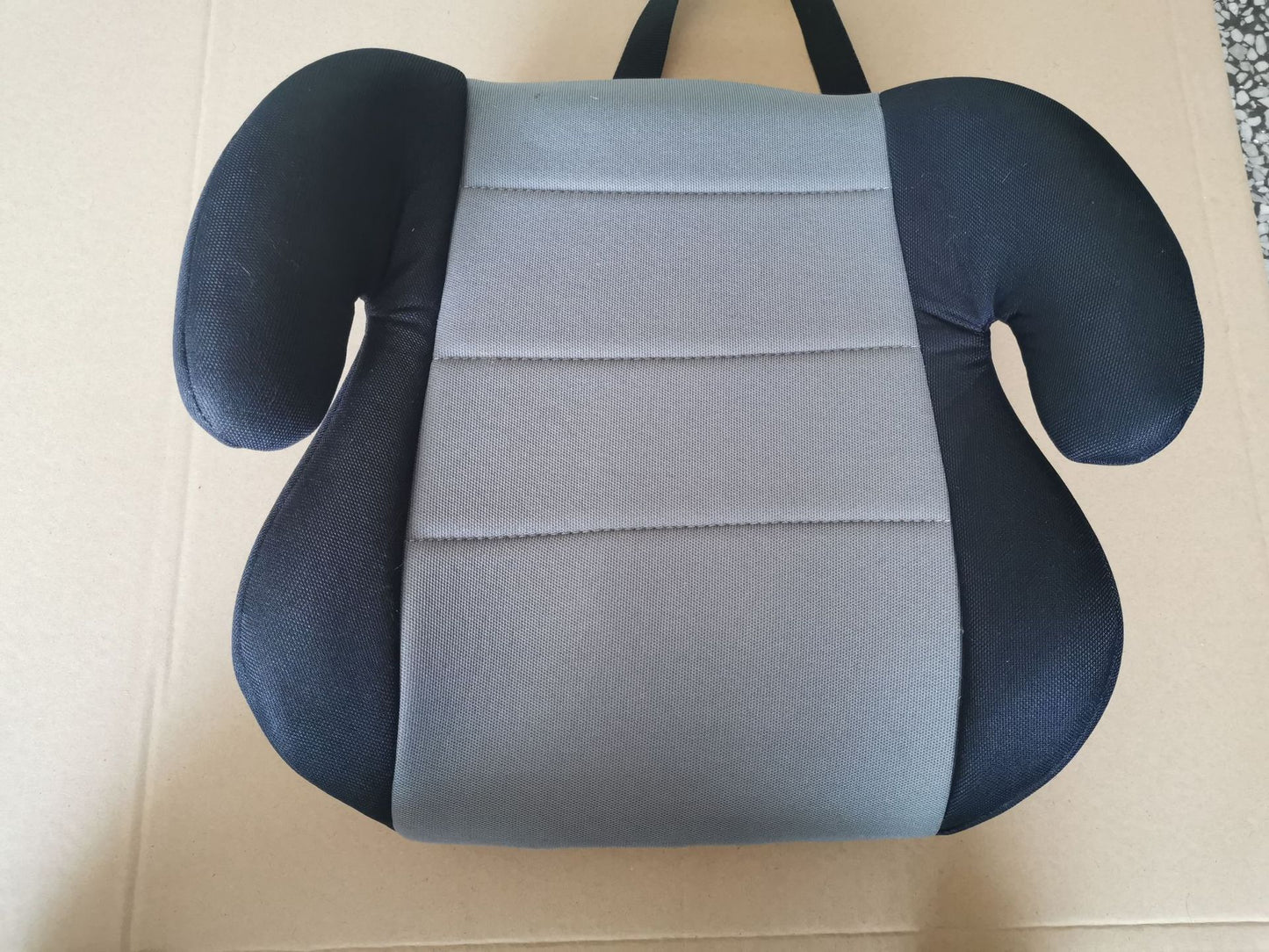 2022Children's car seat 3-12 years old child car portable booster pad learning seat universal car seat pad cute car accessories