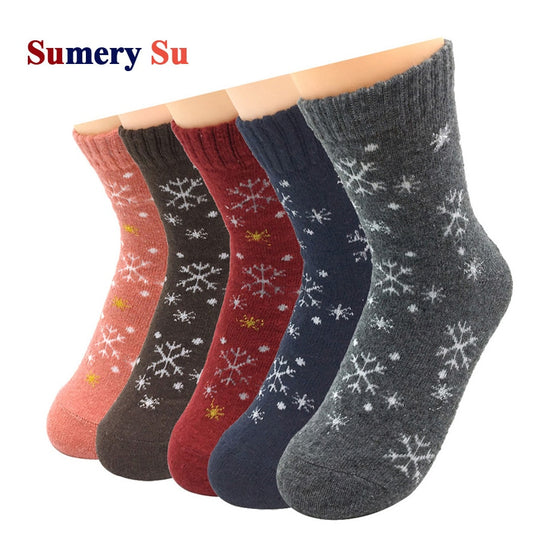 5 Pairs/Lot Wool Socks Women Warm Winter Snow Flower Deer Maple Leaf Pattern Cashmere Socks Ladies Girls Christmas Gift 5 Style
