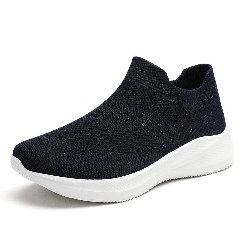 2022 Men & Women walking Shoes Summer Breathable Mesh Black Shoes Light Hard-Wearing Slip on Footwear Flat Net Sneakers Canvas
