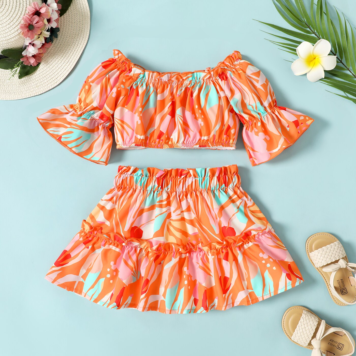 PatPat 2Pcs Toddler Girl Allover Print Off-Shoulder Flared Sleeves Top & Skirt Set