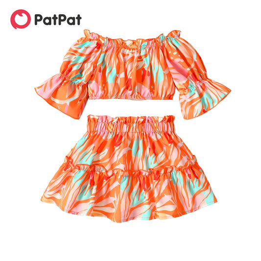 PatPat 2Pcs Toddler Girl Allover Print Off-Shoulder Flared Sleeves Top & Skirt Set