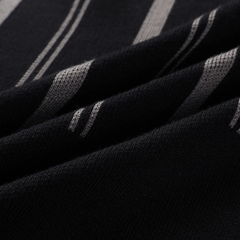 High end brand color contrast men's knitted cardigan autumn and winter new fashion exquisite stripe casual fashion sweater coat