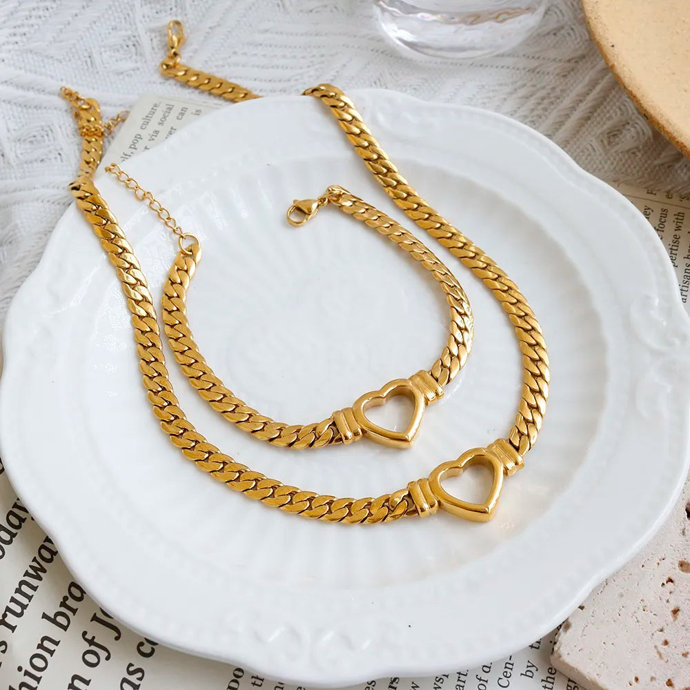 ZMFashion Gold-Plated Waterproof Stainless Steel Jewelry Set Luxury Love Heart Shape Chain Necklace Nail Bracelet Set for Women