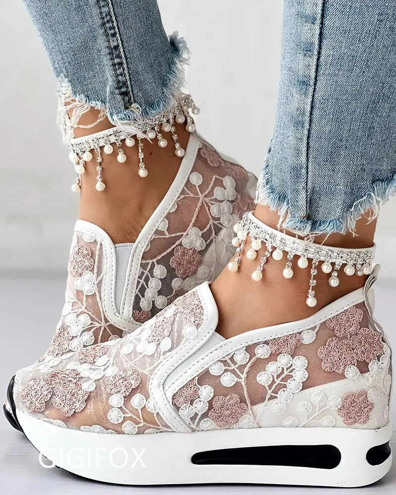 GIGIFOX Platform Wedges women&#39;s Sneakers Floral Embroidery Mesh Sneakers For Women Slip On Casual Comfy Heeled Shoes Woman