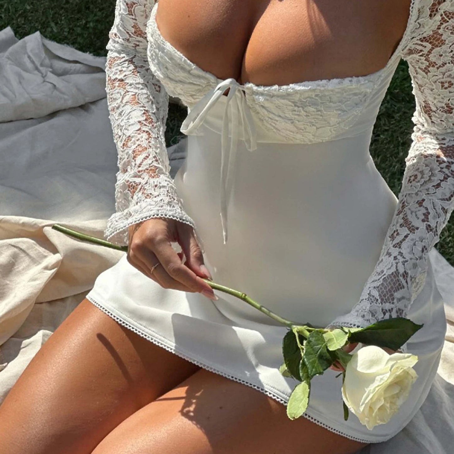 Women’s Elegant Bodycon Mini Dress Lace Long Sleeve White Dress for Spring Summer Low Cut Back Tie Dress Tunic Dress Party Wear