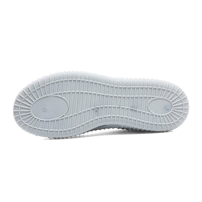 VRYHEID Minimalist Barefoot Sock Shoes for Women and Men Daily Pull-on Casual Walking Shoes Fashion Sneakers Lightweight Comfy
