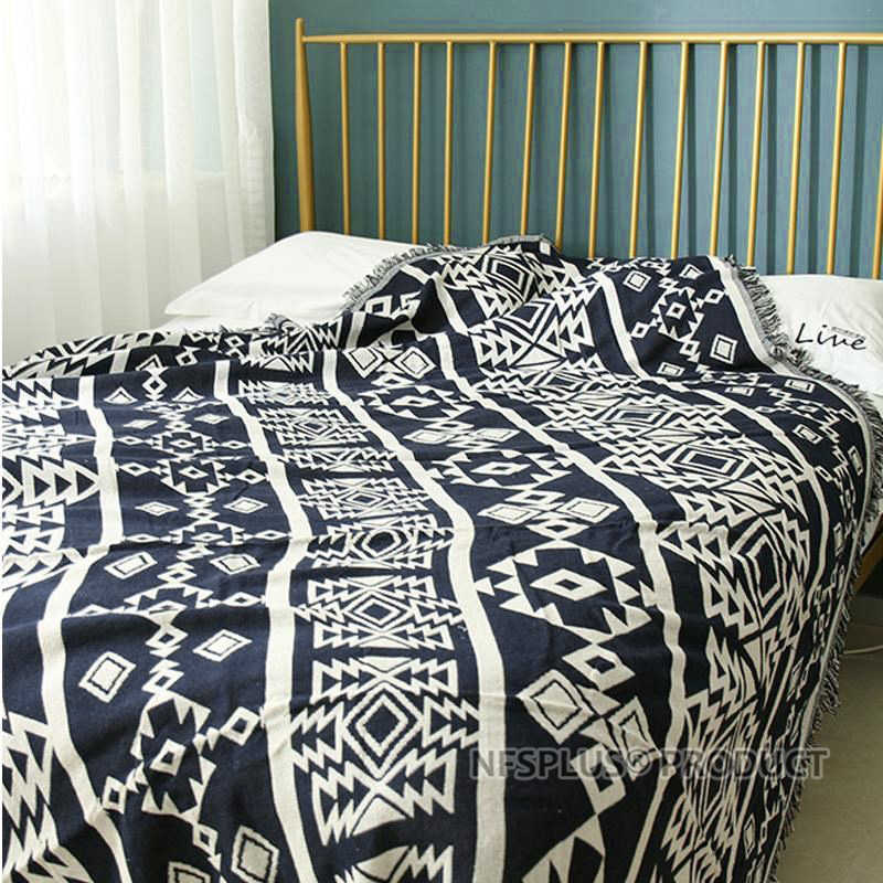 Geometric Throw Blanket with Tassel For Sofa Bed 130x180cm Cotton Thicken Crocheted Jacquard Decorative Sofa Cover Floor Carpet