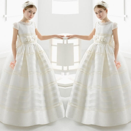 Cute Ball Gown White First Communion Dresses for Girls Satin Empire Bow Floor Length Flower Girl Dresses for Weddings Birthday