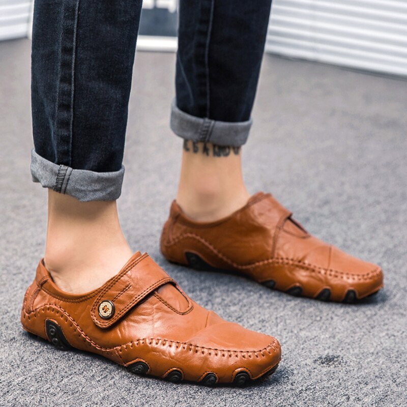 Quality Leather Shoes Men Casual Waterproof Moccasins Loafers Slip-on Shoes Breathable Male Fur Flats Sneakers Large Sizes 38-48