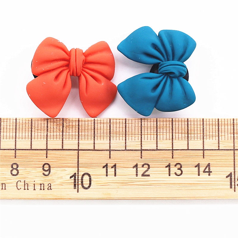 Novelty 1pcs Bowknot Clog Croc Charms Red Blue Pink Yellow Purple BOW PVC Shoe Accessories Decorations for Couples Kids Gifts