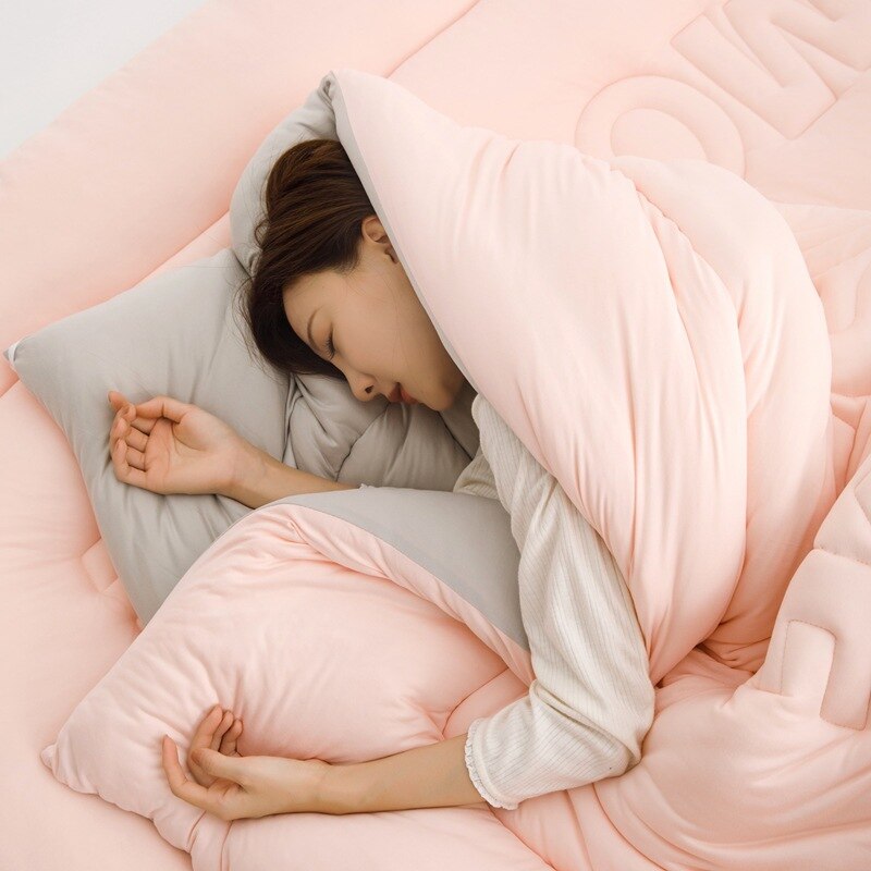 Deodar Winter Warm Thickened Flannel Quilt Skin-friendly Less Allergy Soft Anti-pilling Less Static Home Bedding Comforter