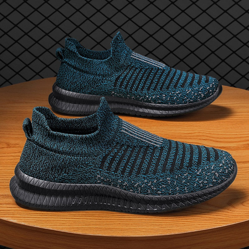 Men Shoes Lightweight Sneakers Men Plus Size Fashion Casual Shoes Summer Breathable Wear-resistant Men Loafers Zapatillas Hombre