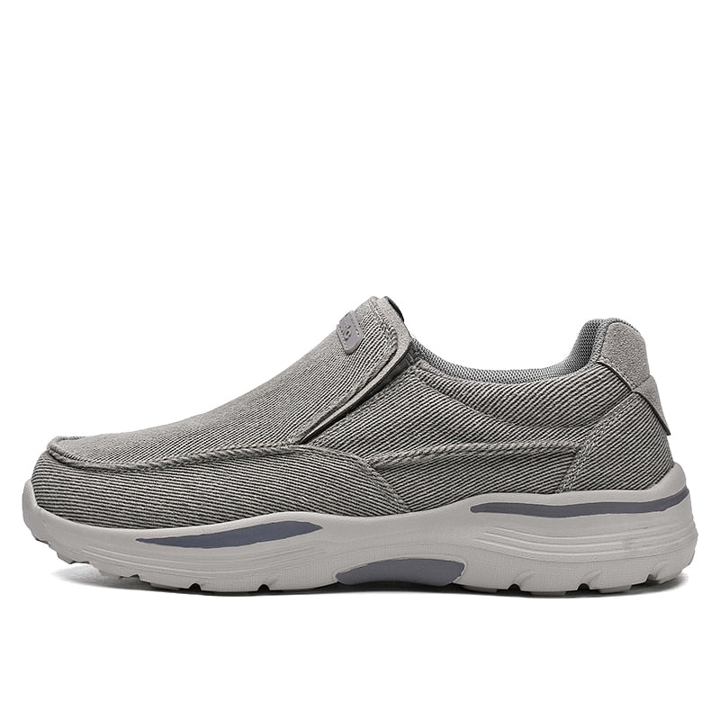 Soothing Breathable Men Canvas Shoes Outdoor Thick Sole Massage Platform Shoes Walkking Comfty Slip On Men Flat Shoe Footwear