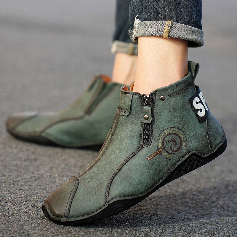 Brand Winter Plush Men&#39;s Boots Waterproof Leather Men Snow Boots Outdoor Zipper Ankle Boots Casual Men&#39;s Shoes Zapatos Hombre