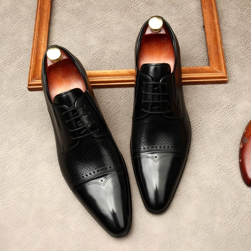 New Men&#39;s Bullock Style Leather Shoes Shoes Men Spring Autumn Handmade Leather Lace-Up British Formal Business Shoes 38-45