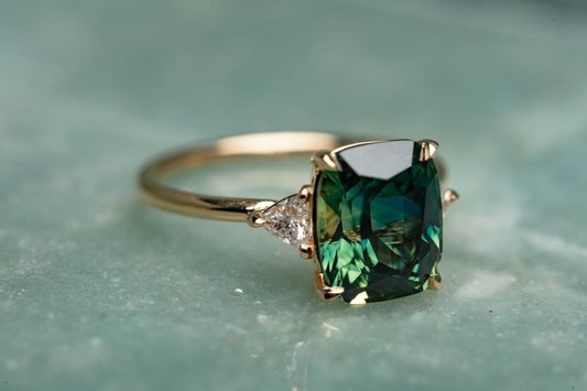 Elegant Square Emerald Ring for Women Fashion Gold Color Inlaid Green Zircon Wedding Rings Bridal Engagement Jewelry