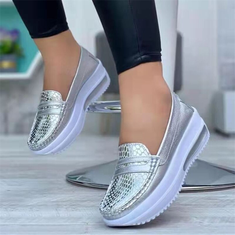 Platform Comfortable Women Sneakers Fashion Thick Bottem Casual Shoes Women Increase Vulcanize Shoes Plus Size Zapatos De Mujer