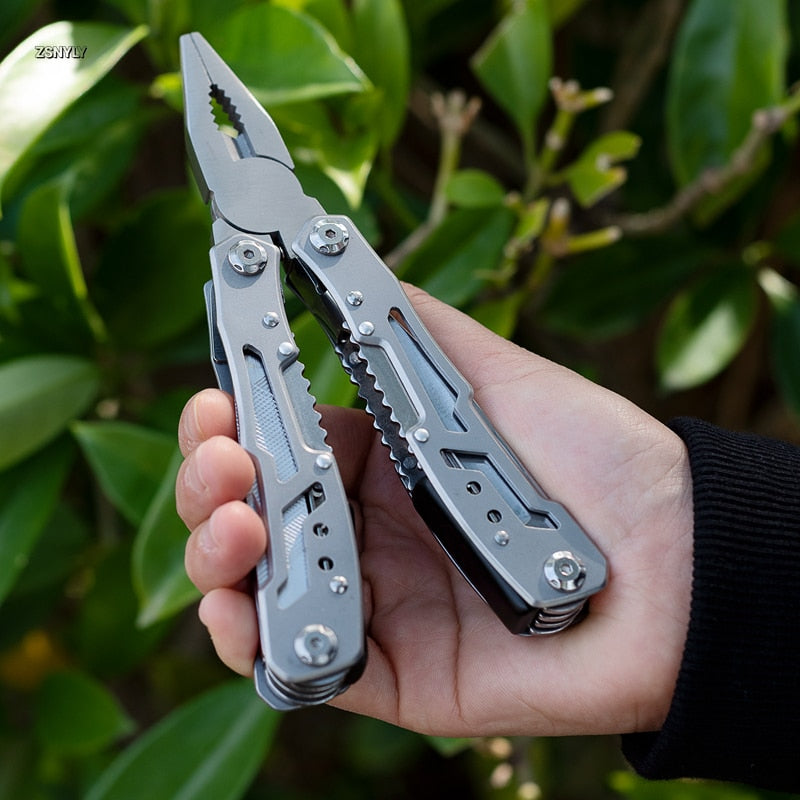 Multifunctional pliers Folding Pliers Multi-tool Pocket Knife Pliers Outdoor Portable Folding Pliers Multipurpose Repair Tools