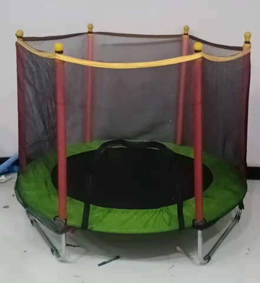 CHILDREN&#39;S TRAMPOLINE FOR KIDS, WITH PROTECTIVE NET, DOOR WITH ZIPPER, 140 CM, FREE SHIPPING